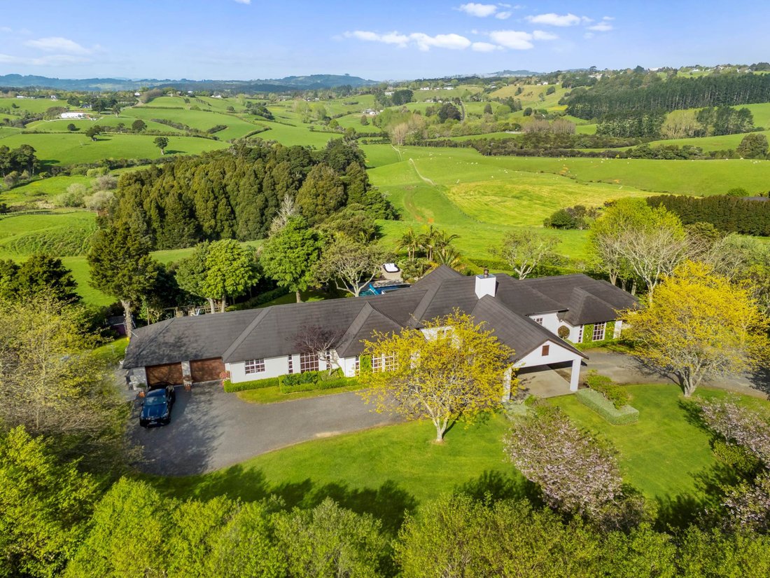 House in Pukekohe Hill, New Zealand 1 - 16565491