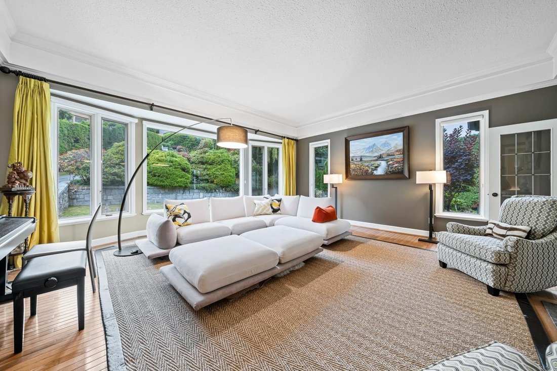 House in West Vancouver, British Columbia, Canada 4 - 18496067