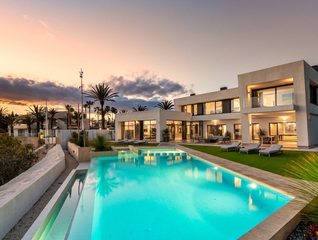 Villa in Cabo Roig, Orihuela, Valencian Community 4 - 18496635