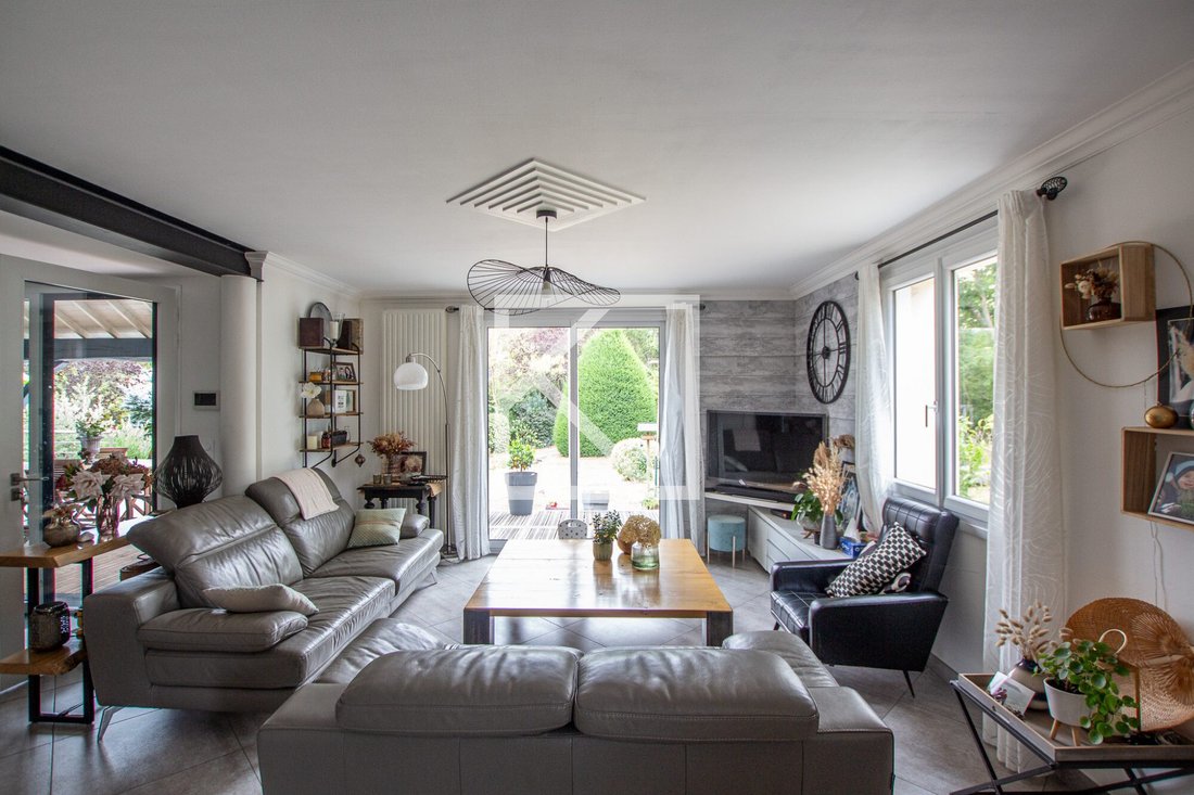 House in Soulaines-sur-Aubance, Pays de la Loire, France 1 - 18496206