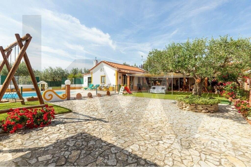 Townhouse in Povoa da Isenta, Santarem District, Portugal 5 - 18497534