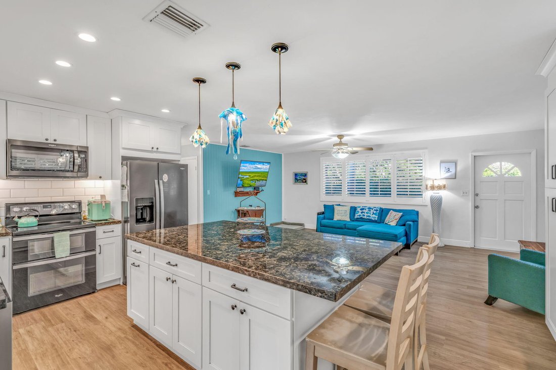 House in Key Colony Beach, Florida, United States 1 - 18496759