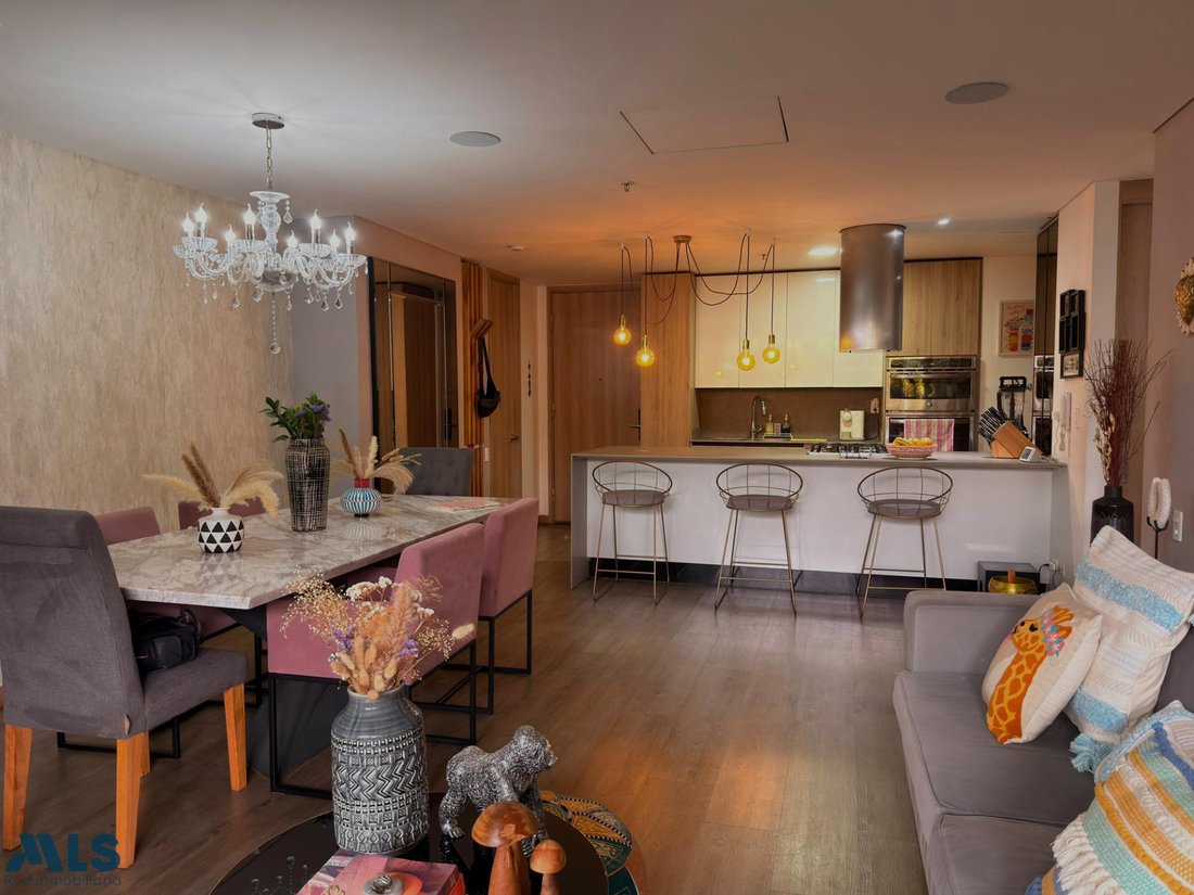 Apartment in Medellín, Antioquia, Colombia 1 - 18497638