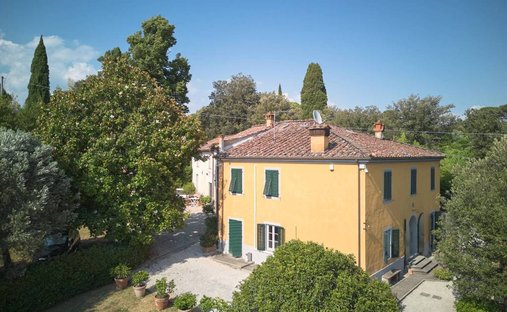 Villa in Historic Center, Lucca, Tuscany 1