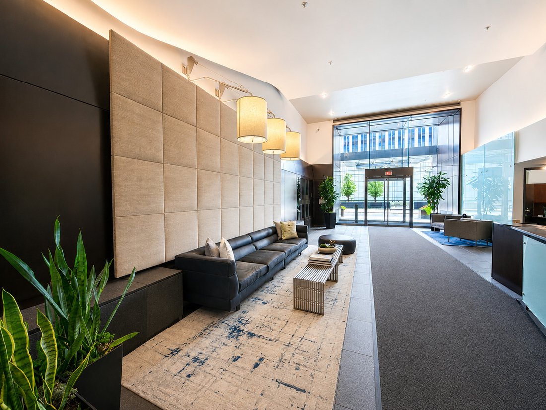 Condo in Chicago, Illinois, United States 2 - 18496957