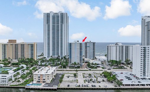 Condo in Hollywood, Florida, United States 1