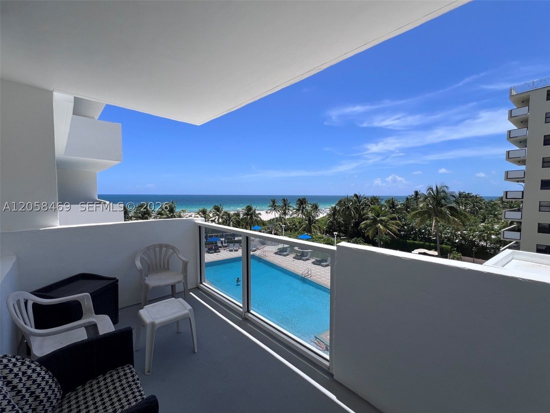 Condo in Miami Beach, Florida, United States 2 - 18497058