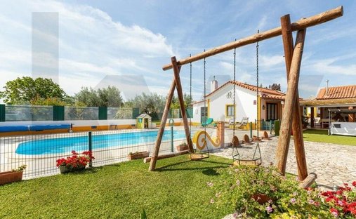 Townhouse en Póvoa da Isenta, Distrito de Santarém, Portugal 1