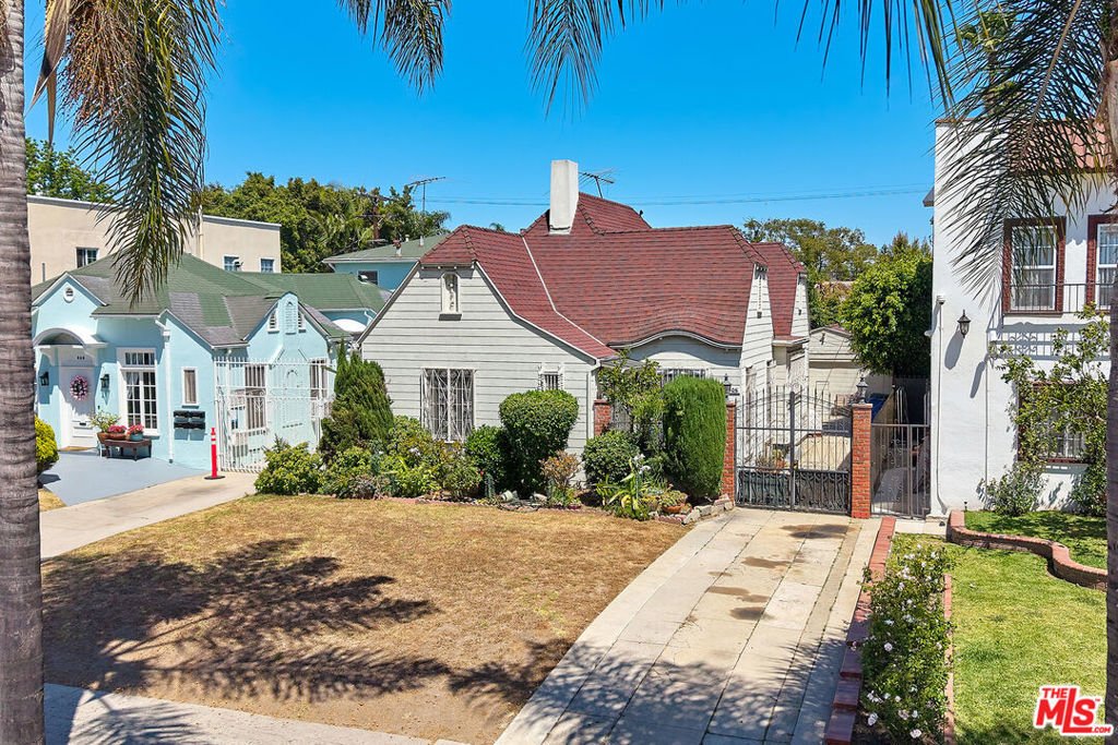 Los Angeles, California, United States 1 - 18497341