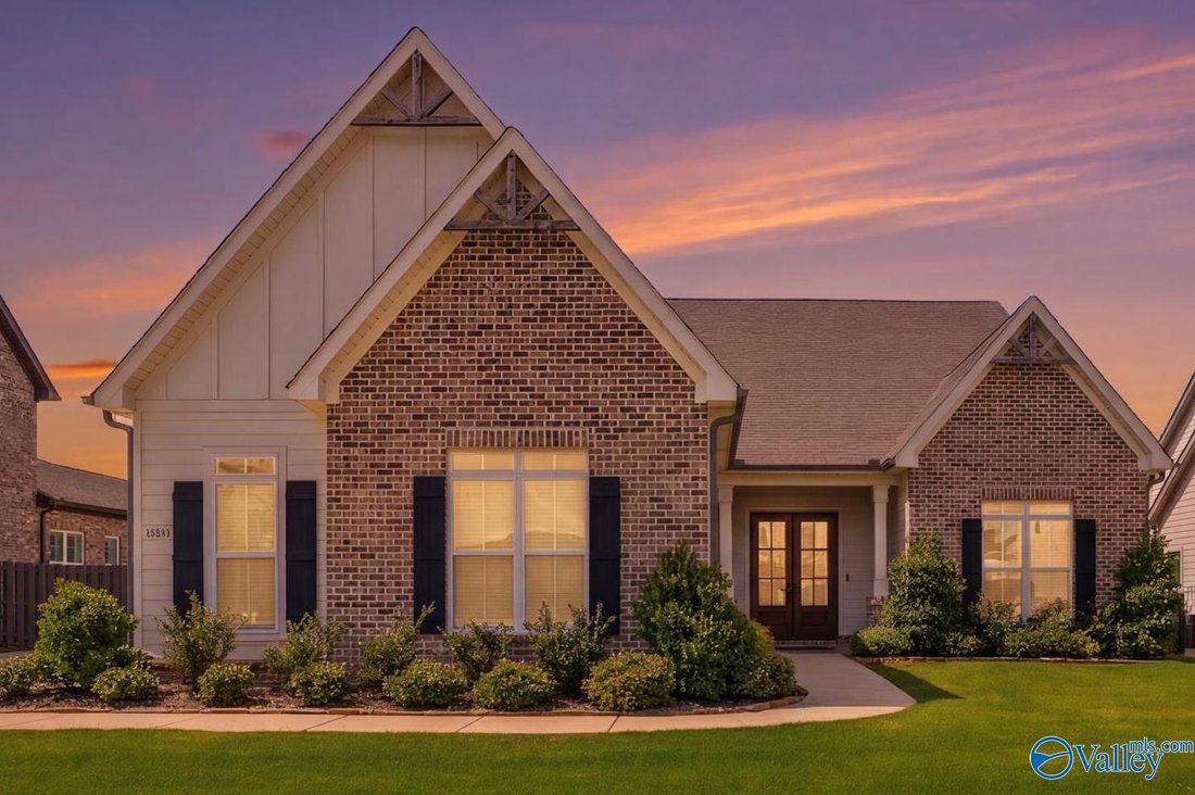 House in Redstone Arsenal, Alabama, United States 2 - 18496981