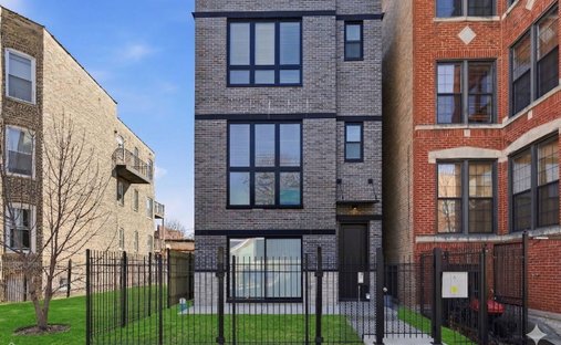 Apartment in Chicago, Illinois, United States 1