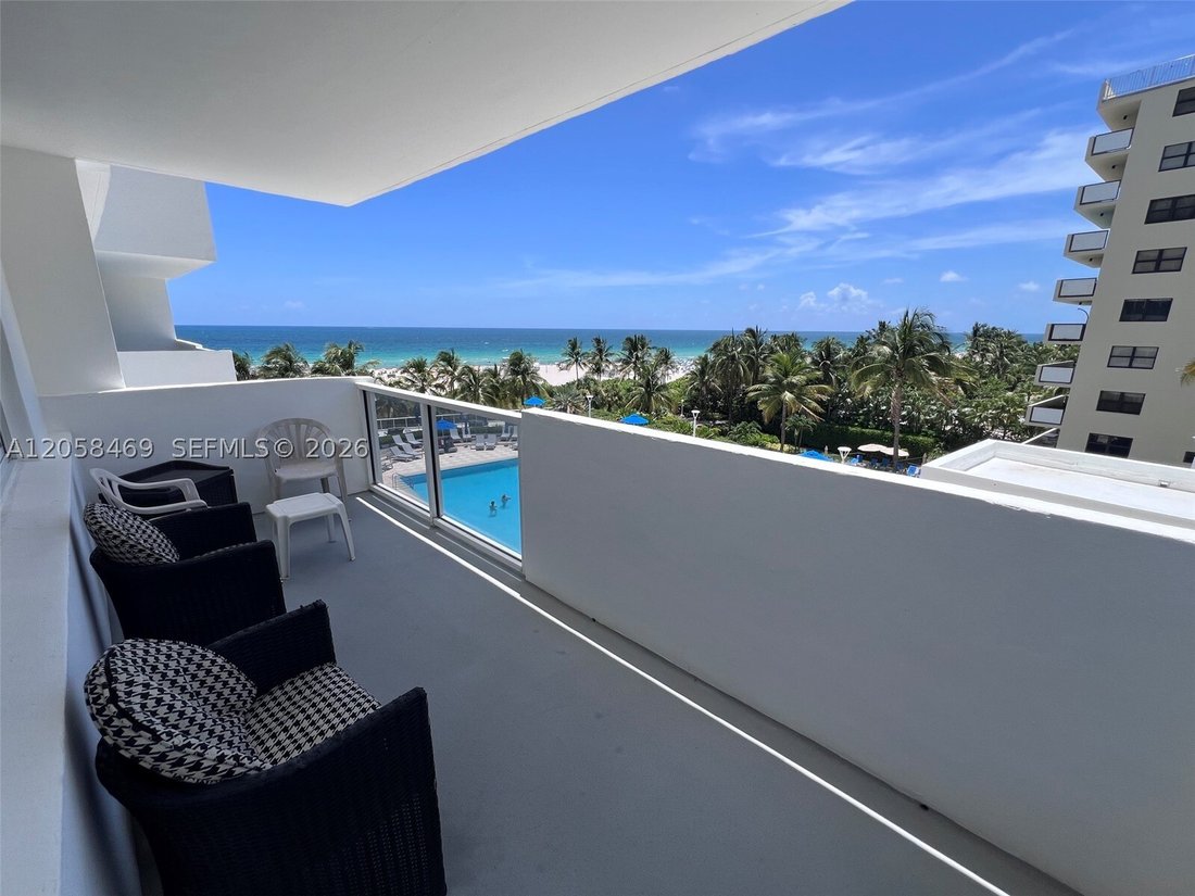 Condo in Miami Beach, Florida, United States 3 - 18497058