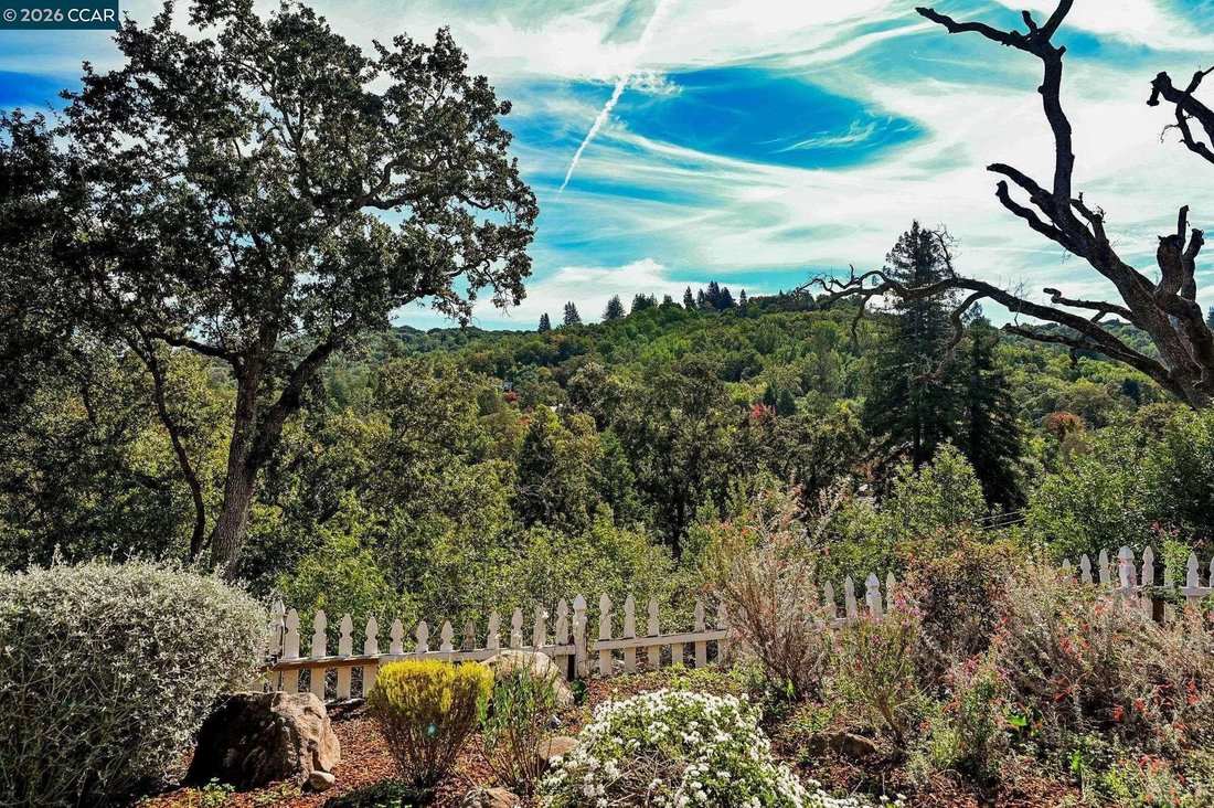 House in Lafayette, California, United States 1 - 18496750