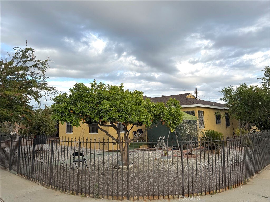 House in Los Angeles, California, United States 1 - 17601607