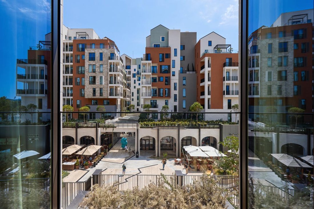 Apartment in Tivat, Tivat Municipality, Montenegro 3 - 18497453
