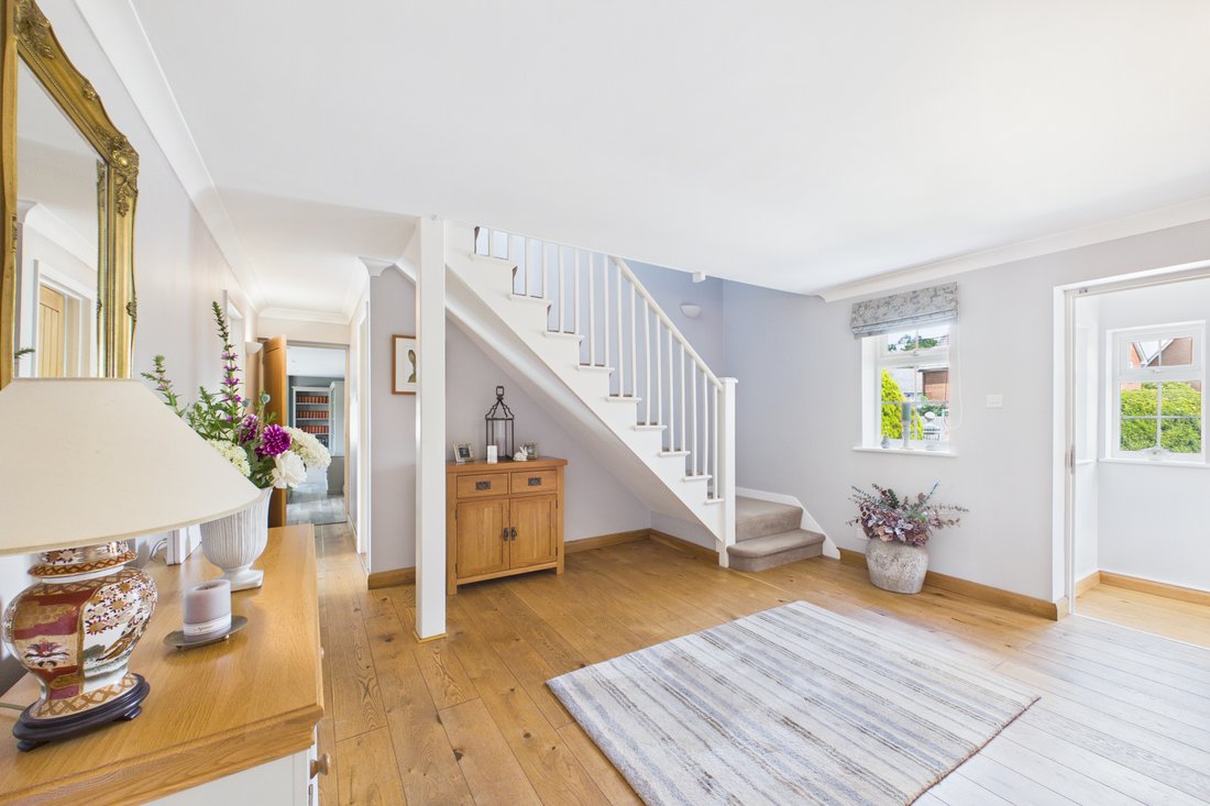 House in Suffolk, England 3 - 18496936