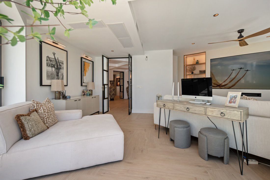 Villa in Marbella, Andalusia, Spain 4 - 18497686