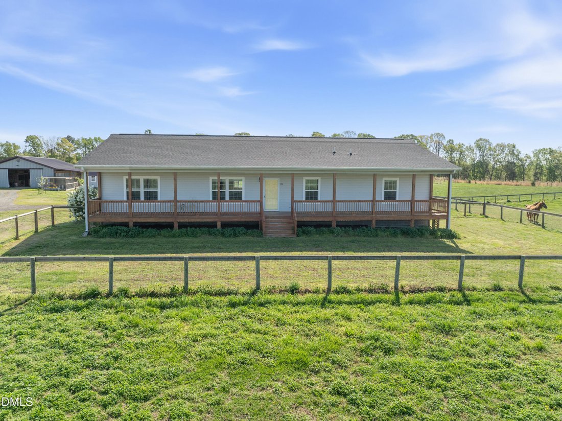 House in Siler City, North Carolina, United States 1 - 18497456