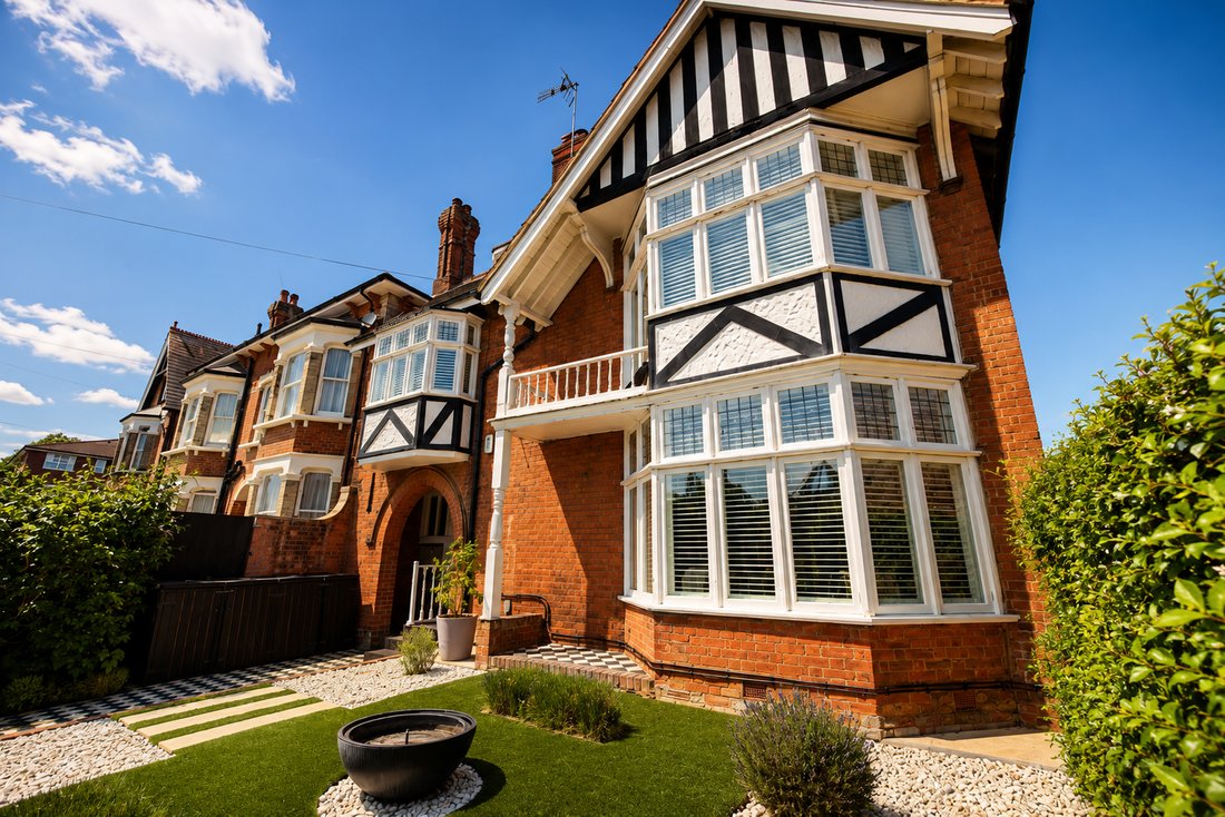 Maison à Brentwood, Angleterre 1 - 18496943