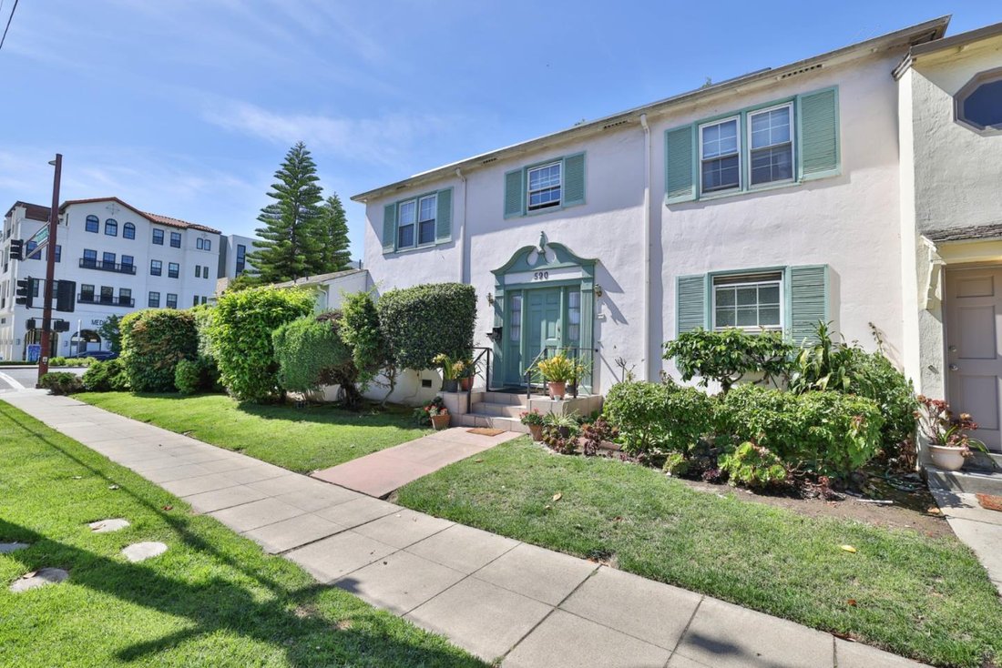 House in San Carlos, California, United States 3 - 18496672