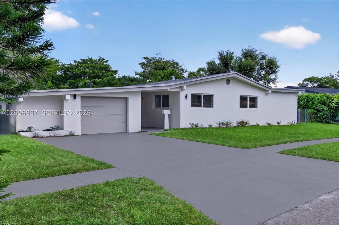 House in Miramar, Florida, United States 3 - 18497057
