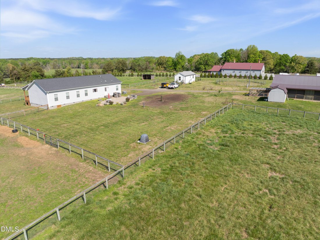 House in Siler City, North Carolina, United States 5 - 18497456