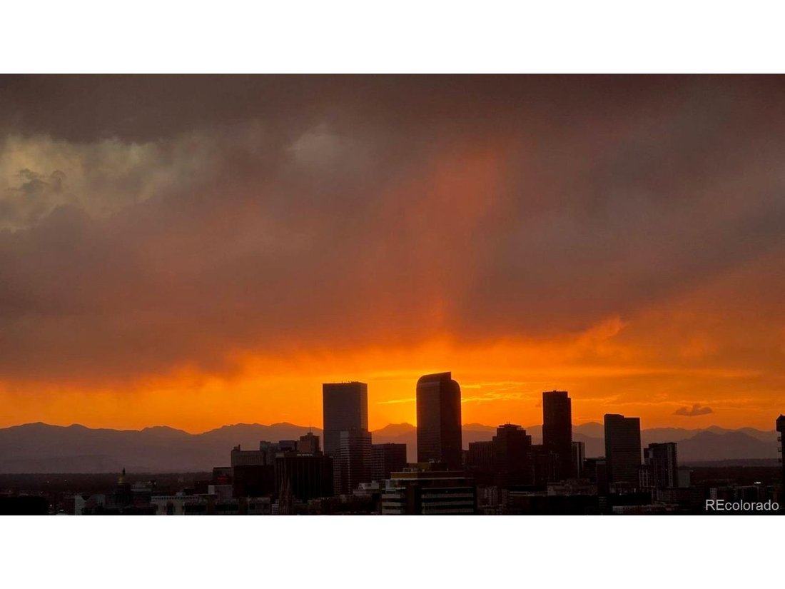 Condo in Denver, Colorado, United States 4 - 18496638