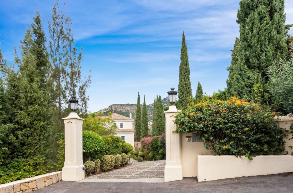 Villa in Marbella, Andalusia, Spain 2 - 18497675