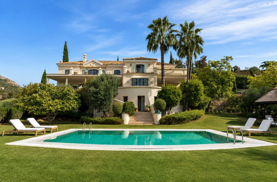 Villa in Marbella, Andalusia, Spain 1 - 18497675