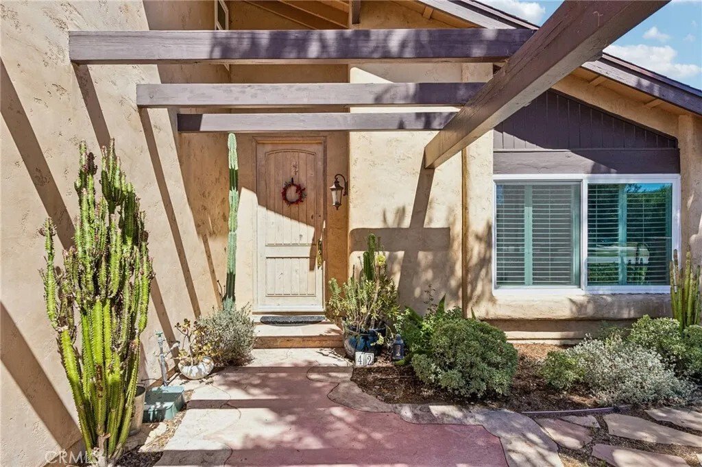 House in Oak Park, California, United States 3 - 18497077