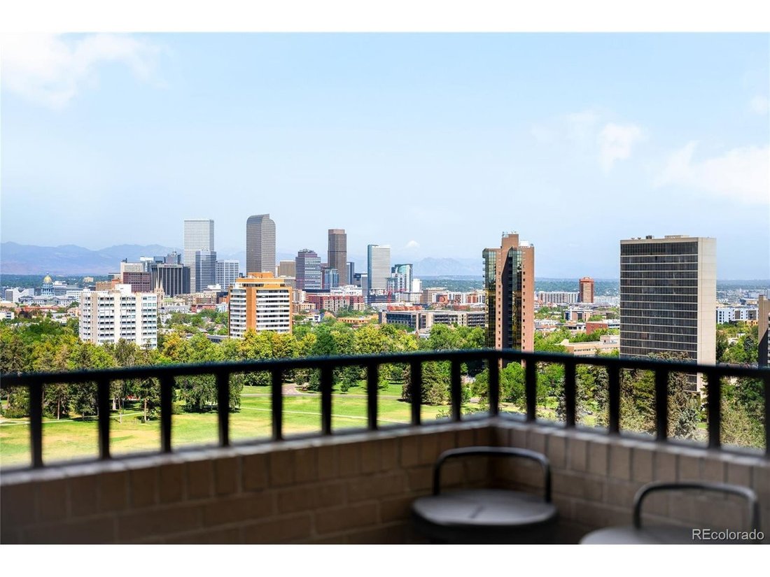 Condo in Denver, Colorado, United States 3 - 18496638