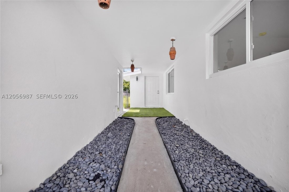 House in Miramar, Florida, United States 5 - 18497057