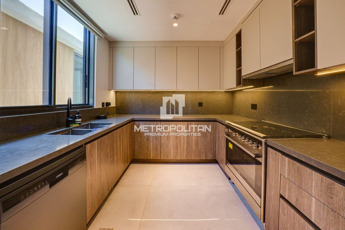 Villa in Tilal Al Ghaf, Dubai, United Arab Emirates 5 - 18497723