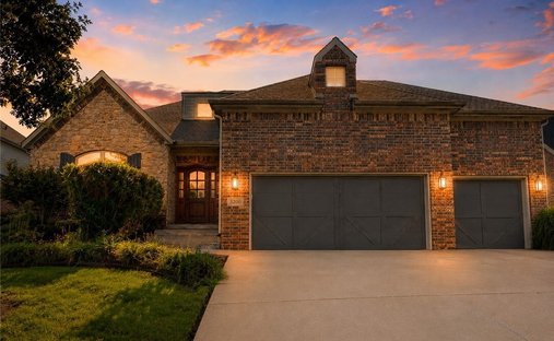 House in Cave Springs, Arkansas, United States 1