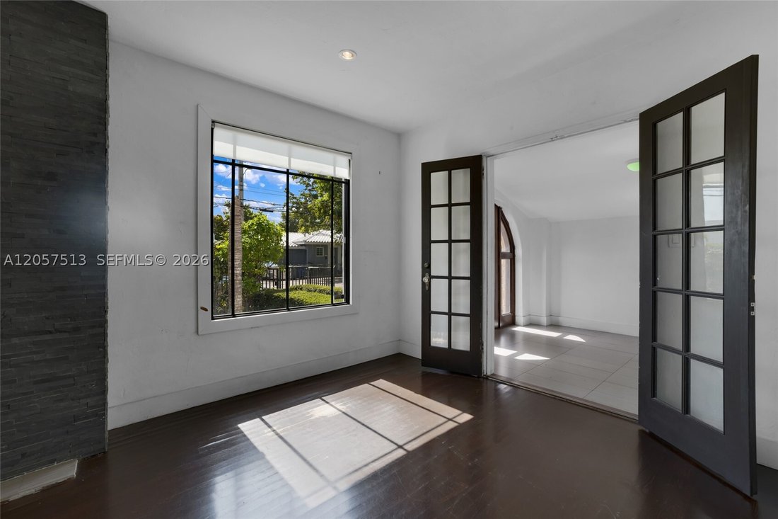 House in Miami, Florida, United States 3 - 18497030