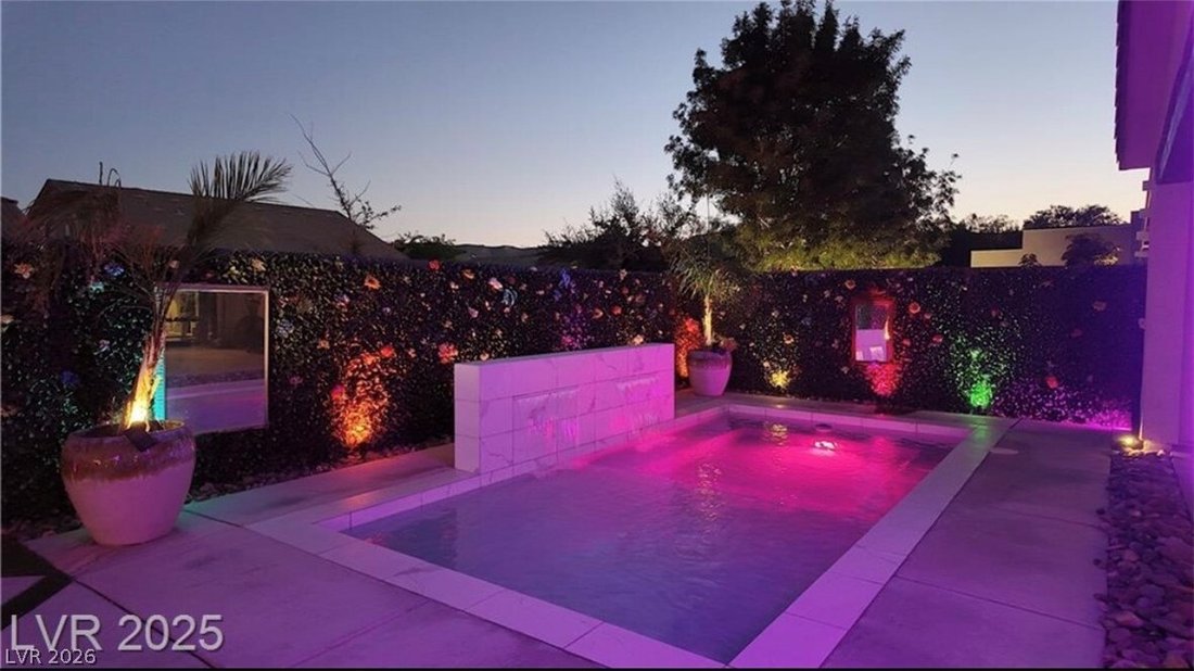 House in Las Vegas, Nevada, United States 3 - 18496804