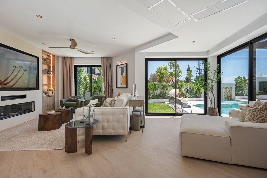 Villa in Marbella, Andalusia, Spain 2 - 18497686