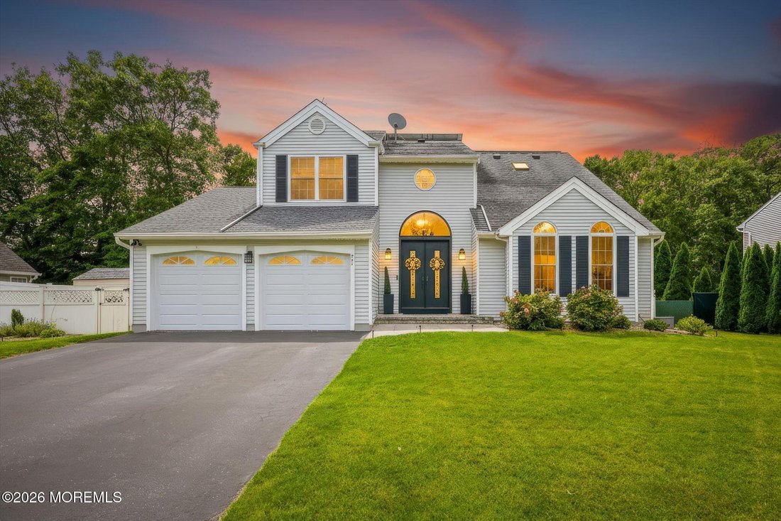 House in Brick Township, New Jersey, United States 1 - 18497177
