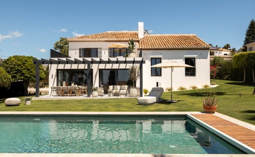 Villa in Estepona, Andalusien, Spanien 1
