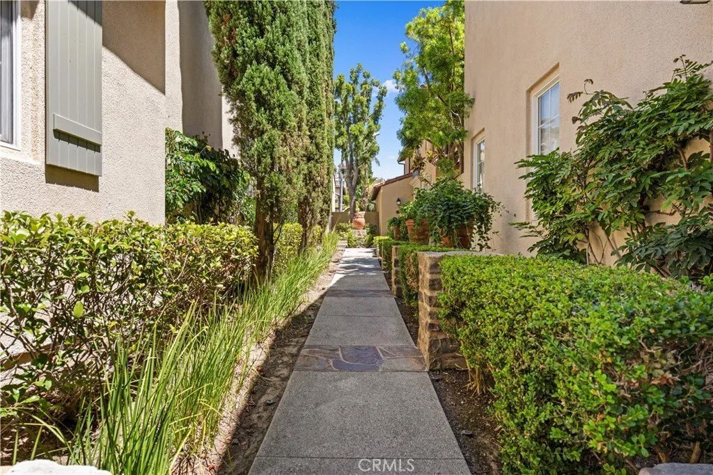 Condo in Irvine, California, United States 3 - 18497040