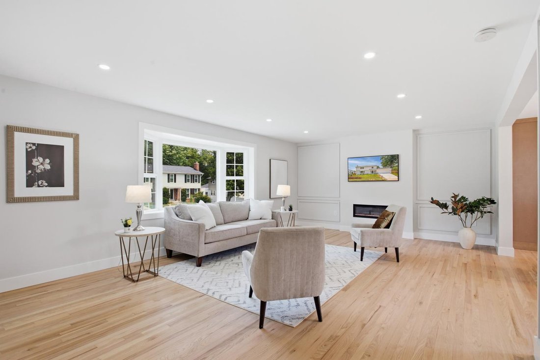 House in Pimmit Hills, Virginia, United States 3 - 18497239