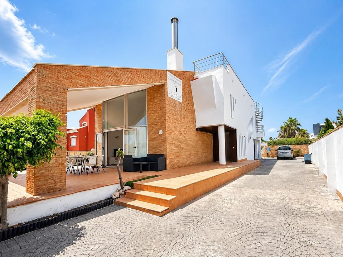 Villa in Spain 1 - 18496986