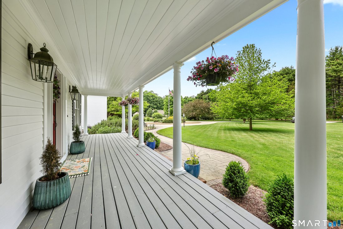 House in Simsbury, Connecticut, United States 2 - 18497462