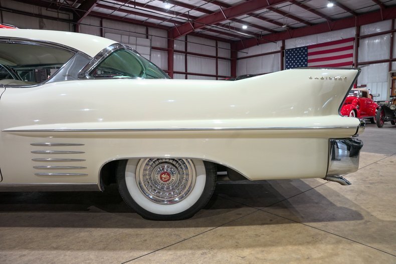 Coupe in Grand Rapids, United States 5 - 18497645
