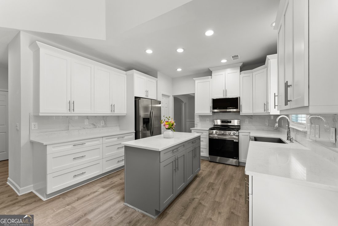 House in Suwanee, Georgia, United States 2 - 18496809