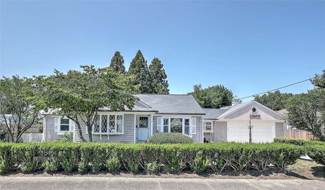 House in East Providence, Rhode Island, United States 1 - 18497361