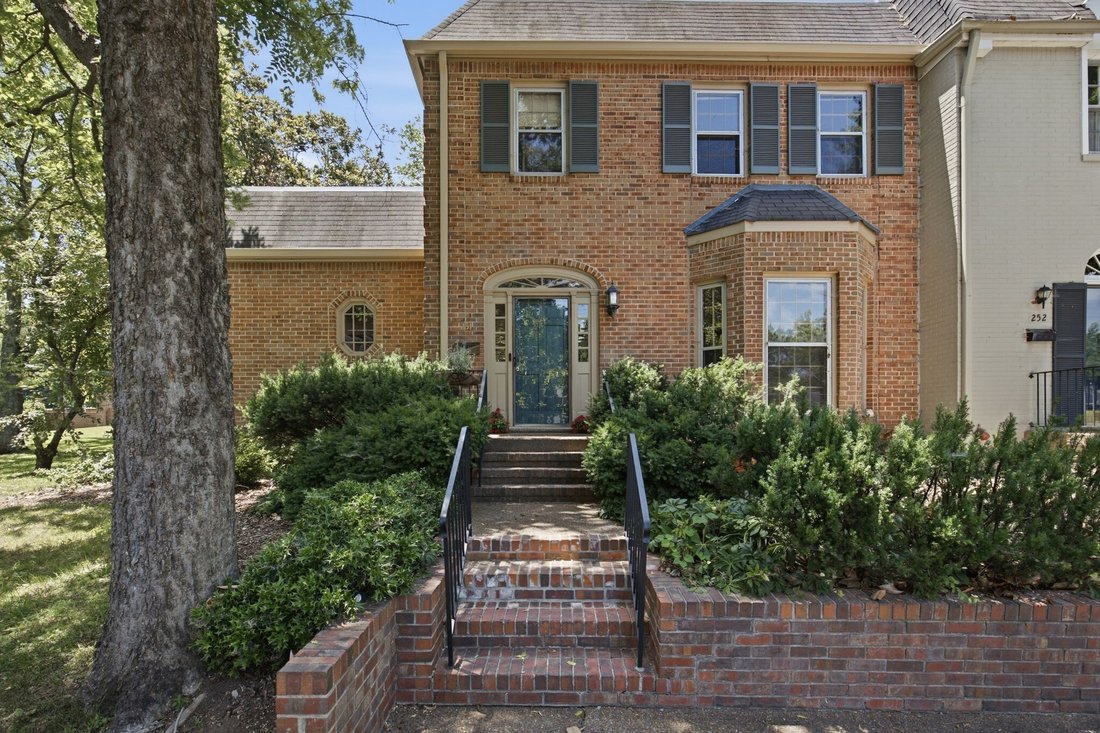 Townhouse in Forest Hills, Tennessee, United States 1 - 18497291