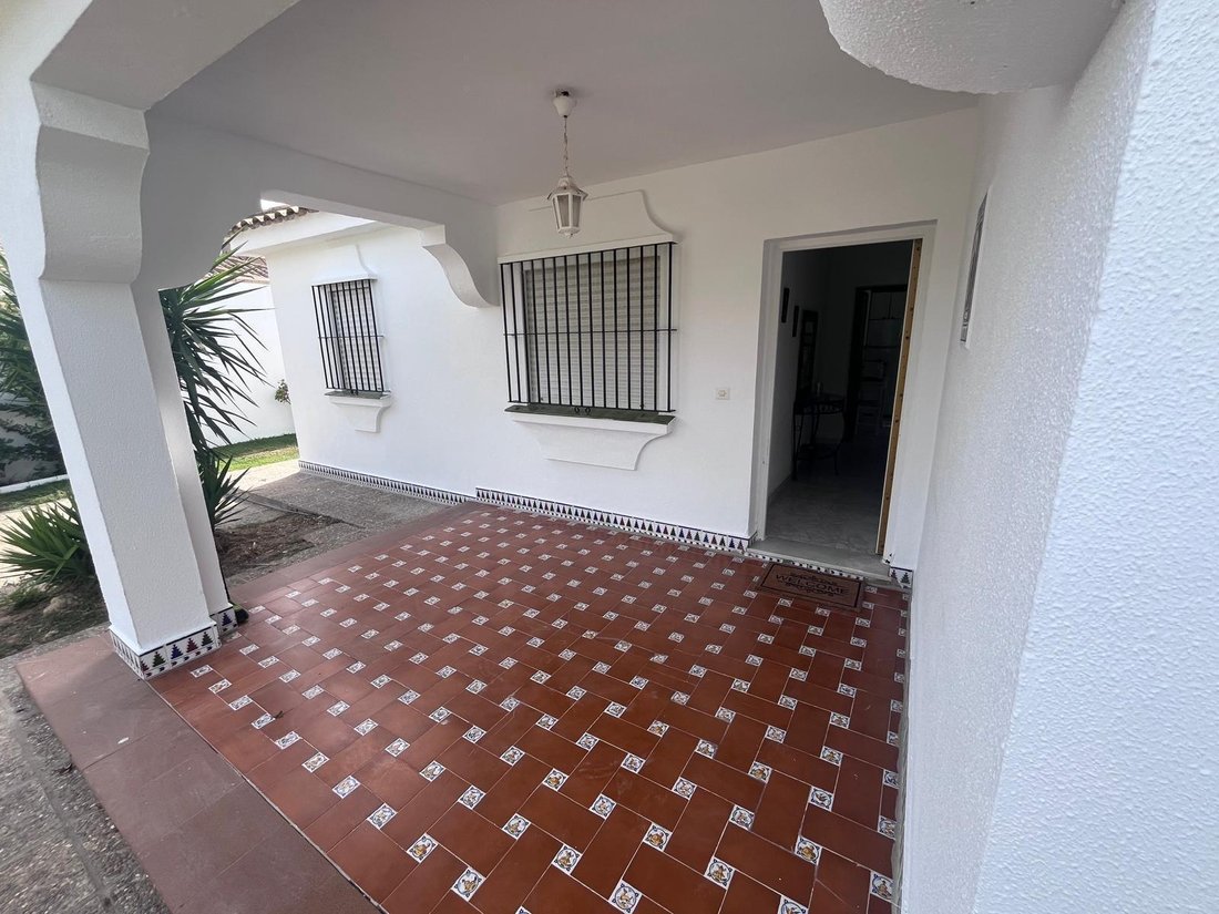 Villa in Chiclana de la Frontera, Andalusia, Spain 2 - 18496890