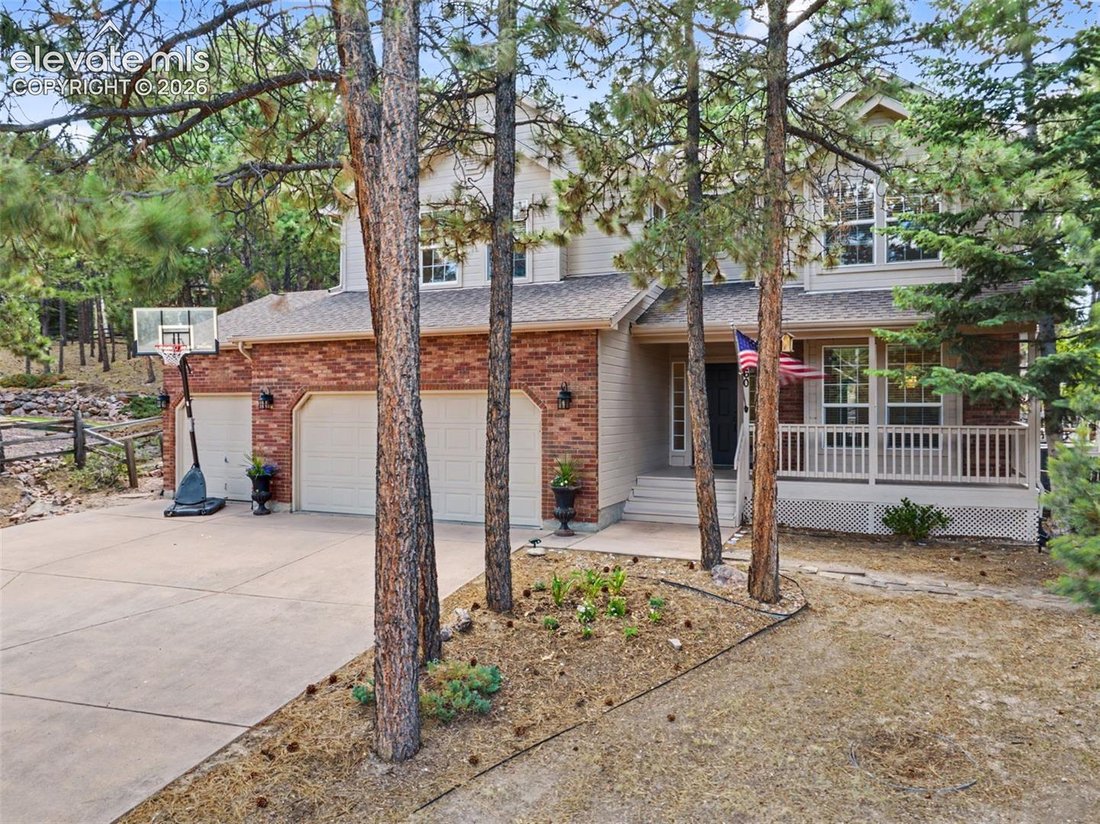 House in Colorado Springs, Colorado, United States 2 - 18497213
