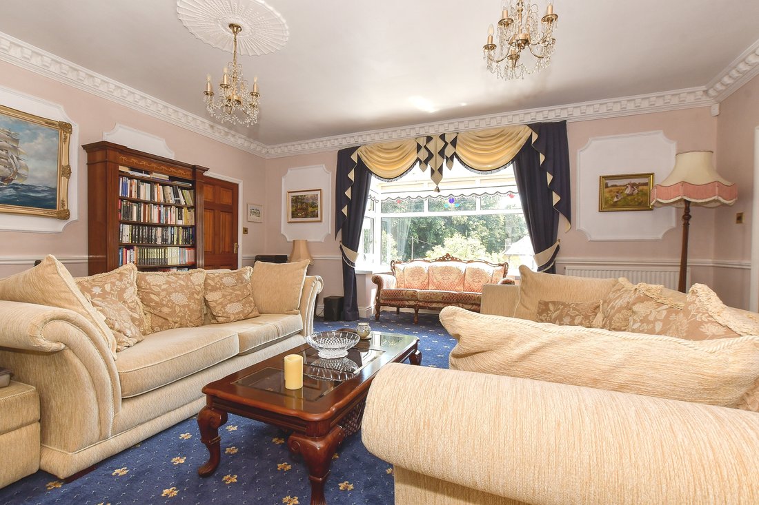 House in Shanklin, England 5 - 18496926